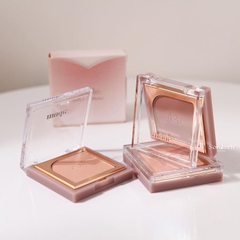 Mude Flutter Blusher