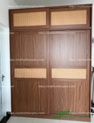 Tủ áo cửa lùa điểm cánh mây nổi bật - QA 96