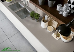 Tủ bếp sơn cổ điển - TB 10