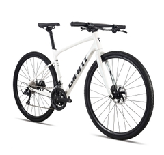 GIANT 2026 REVOLT-F 2