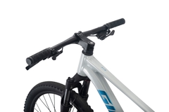 GIANT 2026 ATX 860