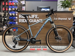 2023 GIANT XTC 820