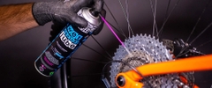 Bình Xịt Nhớt Ướt Xe Đạp MUC OFF Bike Wet Weather Lube Aerosol 400ml