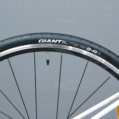 Lốp Giant Flat Guard 700x28c 28-622 | Maximum 120psi S-R3 AC