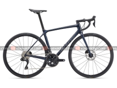 2023 GIANT TCR ADV 1 D-KOM