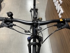 Xe đạp địa hình GIANT ROAM 3 D 2023