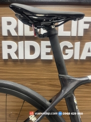 2022 GIANT TCR ADV 1 D KOM
