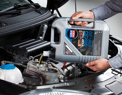 Sự Khác Biệt Giữa Dầu Gốc Khoáng Và Dầu Tổng Hợp Là Gì?