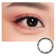 Kính Áp Tròng 1 Ngày Jazz Black Clalen Iris – Lens Màu Đen Có Độ Cận