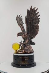 cúp lưu niệm  golf đại bàng