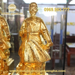Tượng Trần Hưng Đạo Mạ Vàng