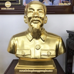 Tượng Bác Hồ Bán Thân