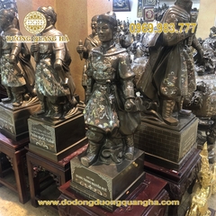 Tượng Đồng Vua Quang Trung