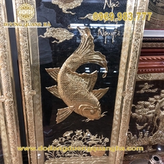 Tranh lý ngư vọng nguyệt bằng đồng