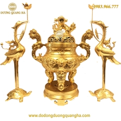 Bộ Tam Sự Thiếp Vàng