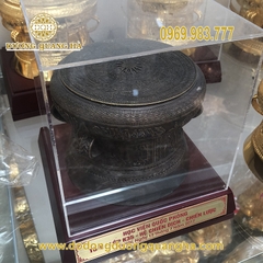Quả trống đồng màu si đen đường kính 20cm