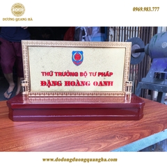 Biển Tên