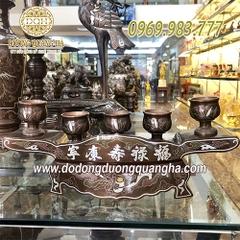 Ngai Chén Khảm Ngũ Sắc