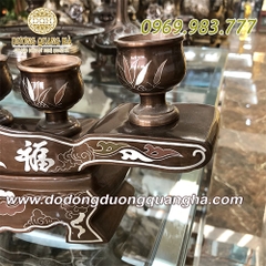 Ngai Chén Khảm Ngũ Sắc
