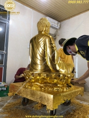 HOÀN THIỆN PHO TƯỢNG PHẬT THÍCH CA 1M5 DÁT VÀNG