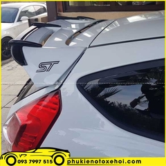 Đuôi cá, cánh lướt gió xe Ford Fiesta