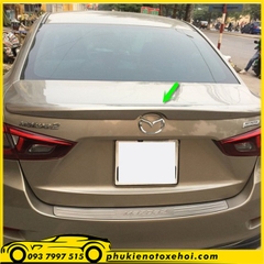 Đuôi cá, cánh lướt gió xe Mazda 2