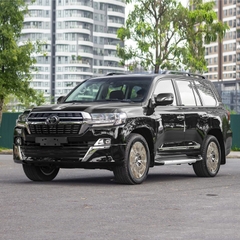 Toyota Land Cruiser 2022 mới nhất