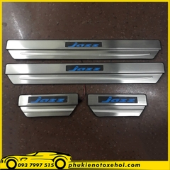 Nẹp bước chân ngoài có đèn xe Honda Jazz