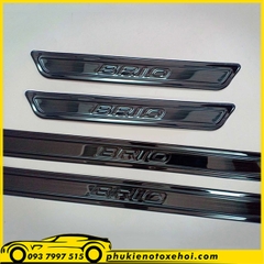 Nẹp bước chân ngoài không đèn xe Honda Brio