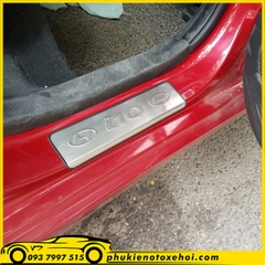 Nẹp bước chân ngoài không đèn xe Hyundai I10