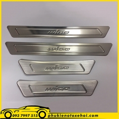 Nẹp bước chân ngoài không đèn xe Toyota Wigo