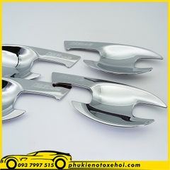 Ốp chén cửa xe Mazda 2