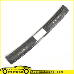 Ốp trong chống trầy cốp sau xe Hyundai Kona