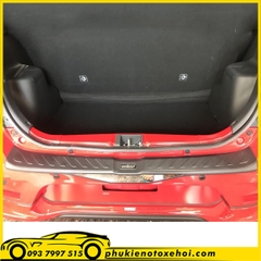 Ốp ngoài chống trầy cốp sau xe Toyota Wigo