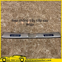 Ốp ngoài chống trầy cốp sau xe Toyota Wigo