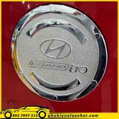 Ốp nắp bình xăng xe Hyundai I10