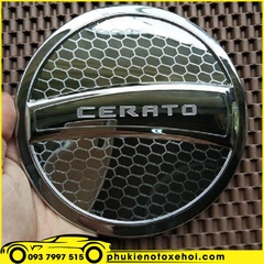 Ốp nắp bình xăng xe Kia Cerato