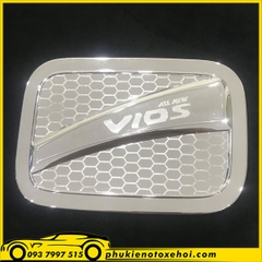 Ốp nắp bình xăng xe Toyota Vios