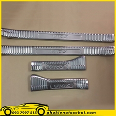 Ốp nẹp bước chân trong xe Toyota Vios