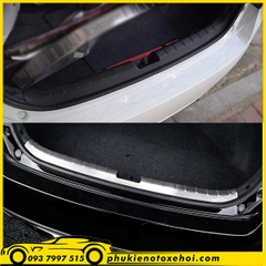 Ốp trong chống trầy cốp sau xe Honda Accord