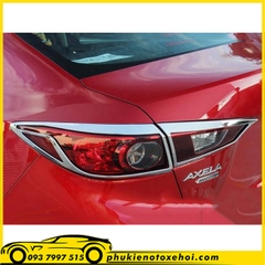 Ốp viền đèn hậu xe Mazda 2