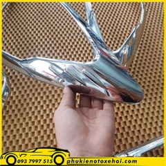 Ốp viền đèn hậu xe Mazda 2