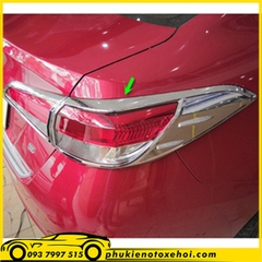 Ốp viền đèn hậu xe Toyota Vios