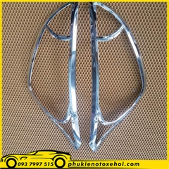 Ốp viền đèn pha xe Hyundai I10