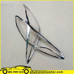 Ốp viền đèn pha xe Mazda 6