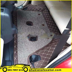 Trám đôi carô màu nâu sậm chỉ vàng