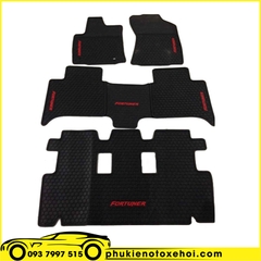 Thảm lót sàn xe Toyota Fortuner