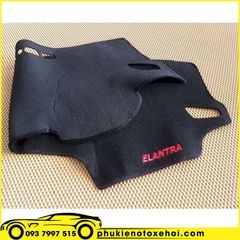 Thảm taplo xe Hyundai Elantra