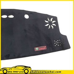 Thảm taplo xe Toyota Yaris