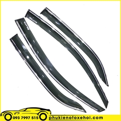 Vè che mưa xe Kia Soluto